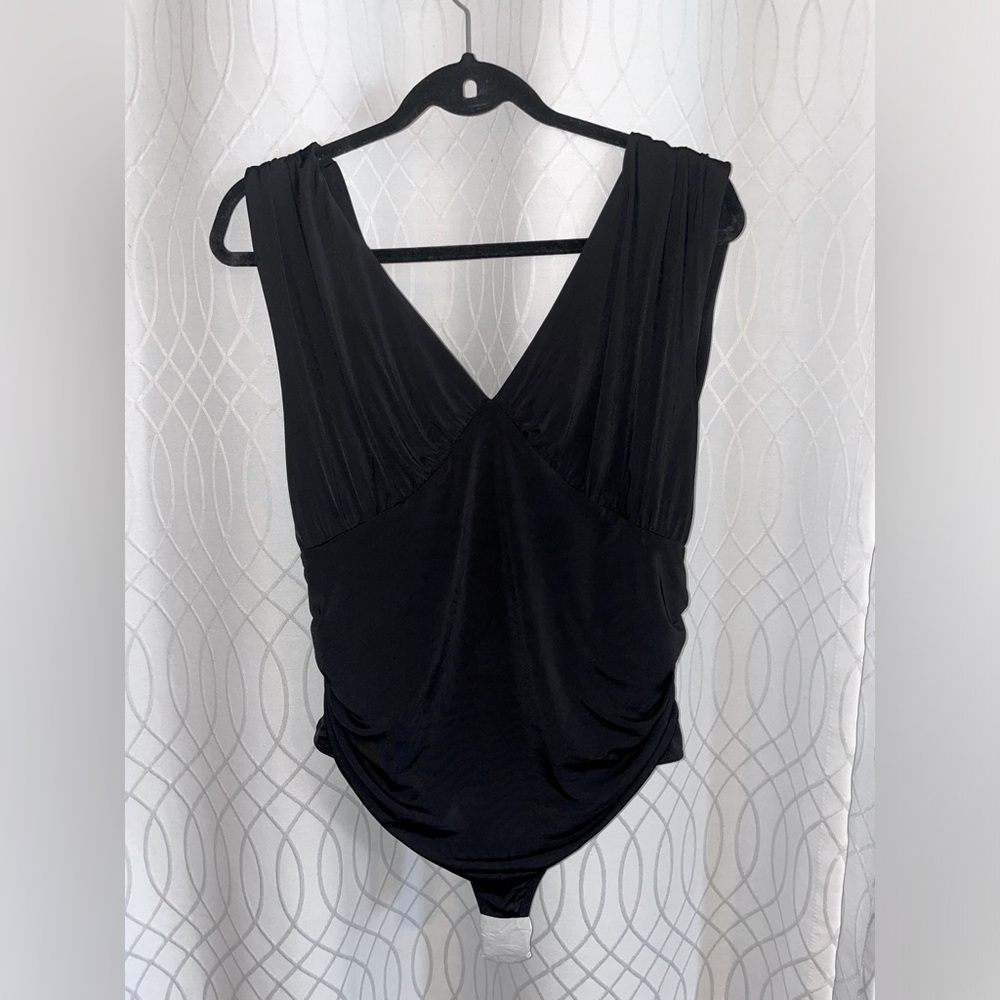 Express body contour collection sculpting bodysuit SZ L